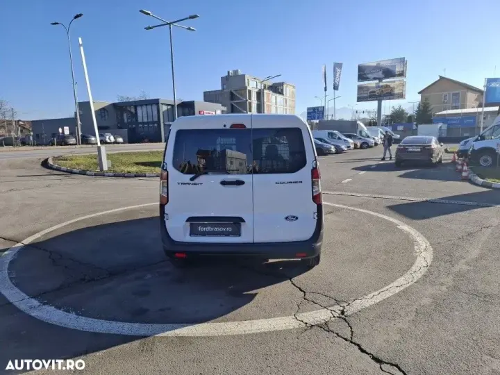 Ford Transit Courier