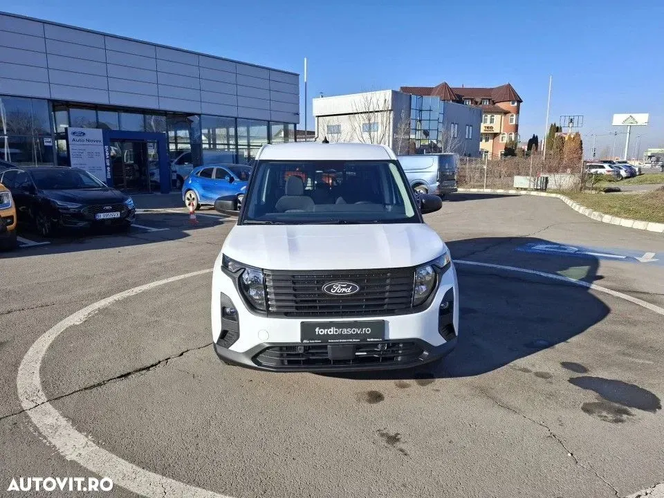 Ford Transit Courier — imagine 2