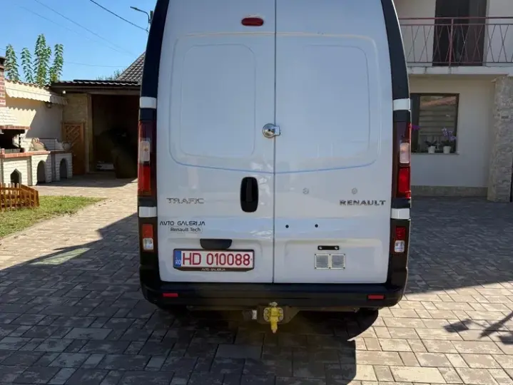 Renault Trafic Detarat 2490
