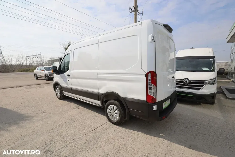 Ford Transit L2H2 — imagine 4