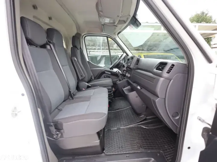 Renault Master L2H2