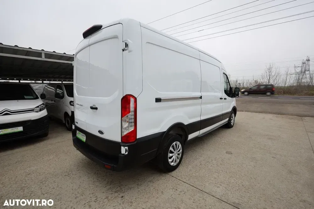 Ford Transit — imagine 6