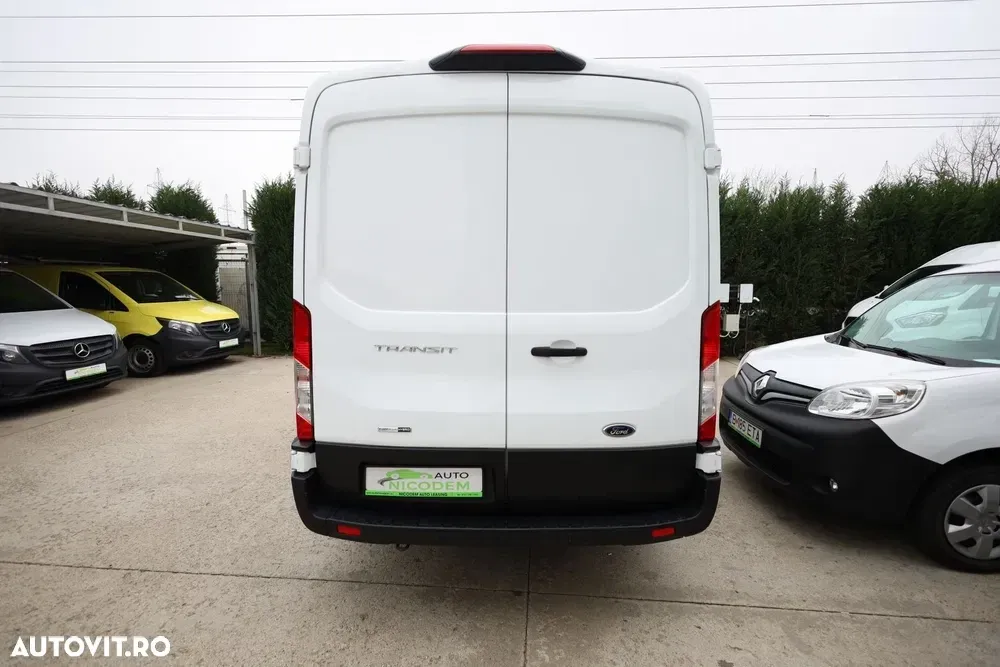 Ford Transit — imagine 5