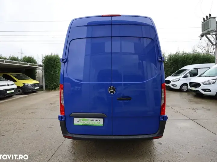 Mercedes-Benz Sprinter L2H2