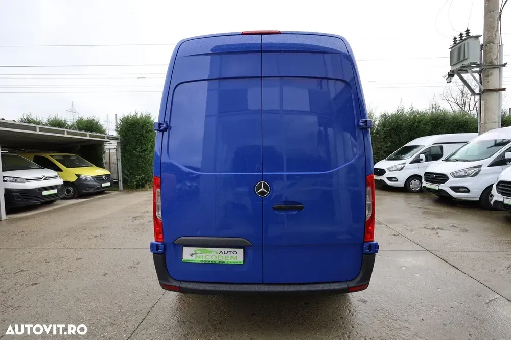 Mercedes-Benz Sprinter L2H2 — imagine 5