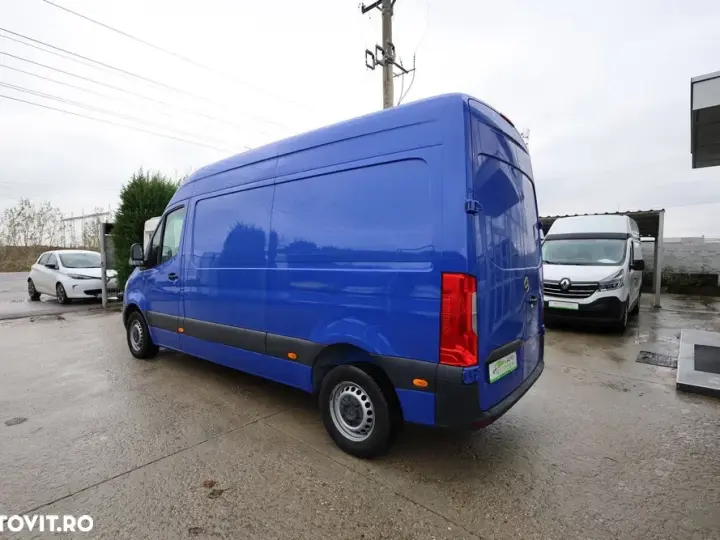 Mercedes-Benz Sprinter L2H2