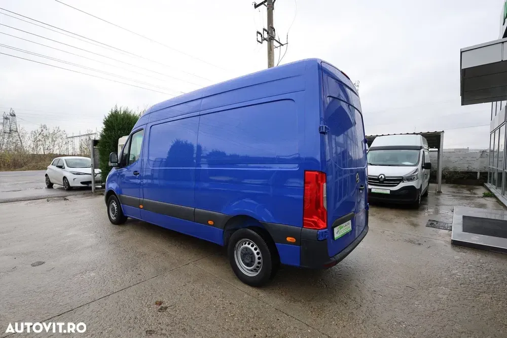 Mercedes-Benz Sprinter L2H2 — imagine 4