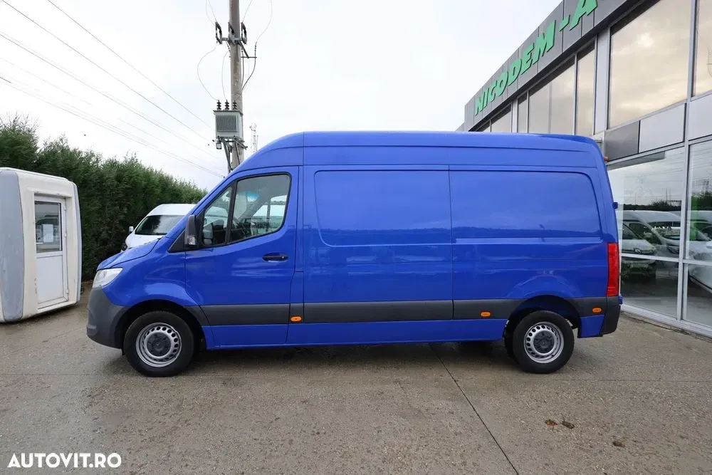 Mercedes-Benz Sprinter L2H2 — imagine 3
