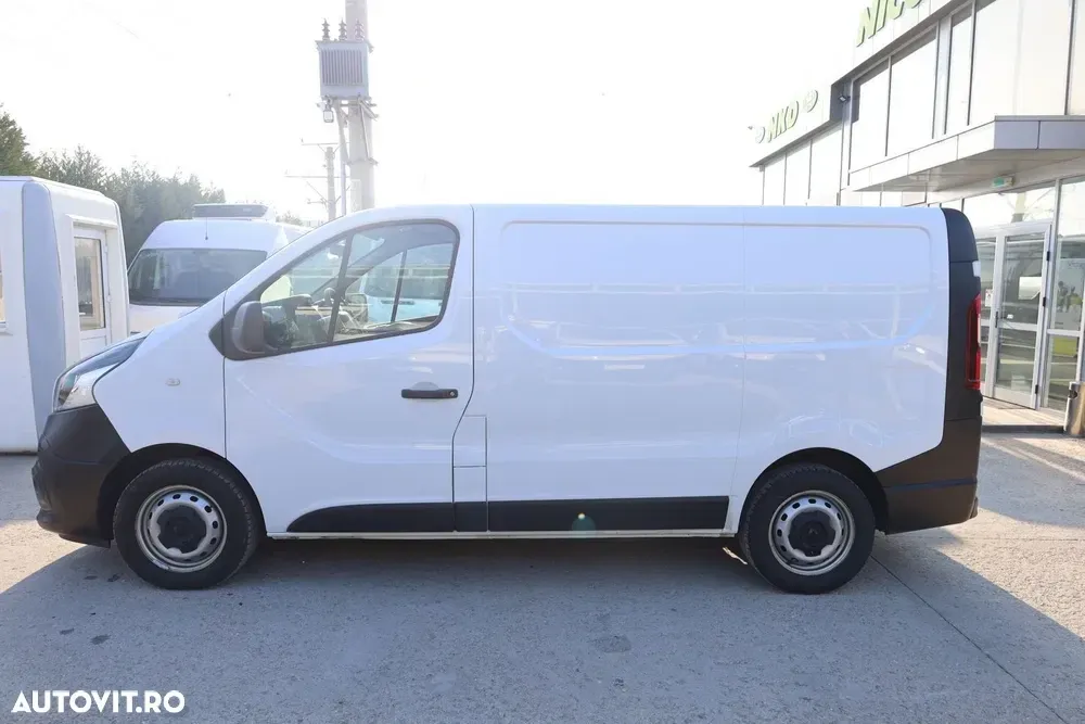 Renault TRAFIC — imagine 3
