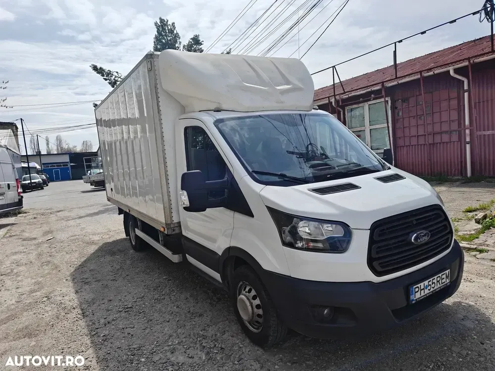 Ford TRANZIT — imagine 3