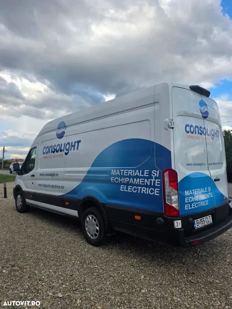 Ford Transit — imagine 5