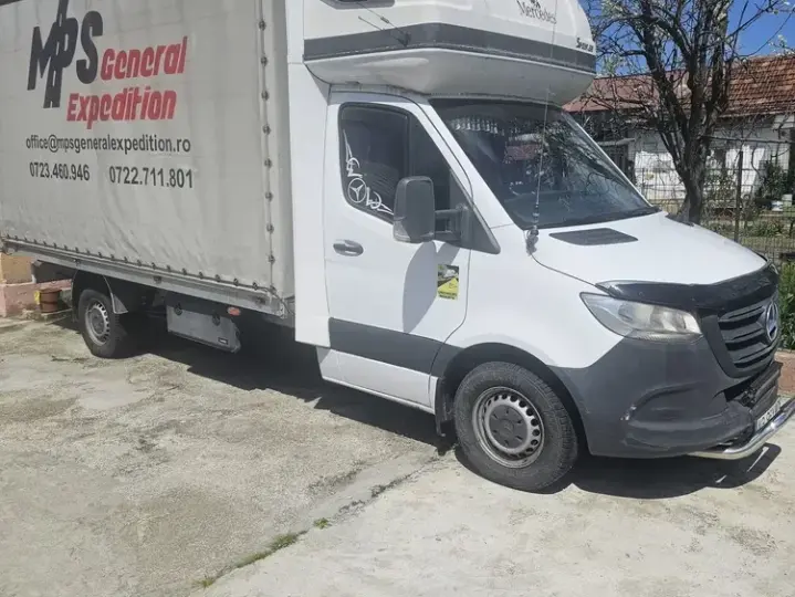 Mercedes-Benz Sprinter