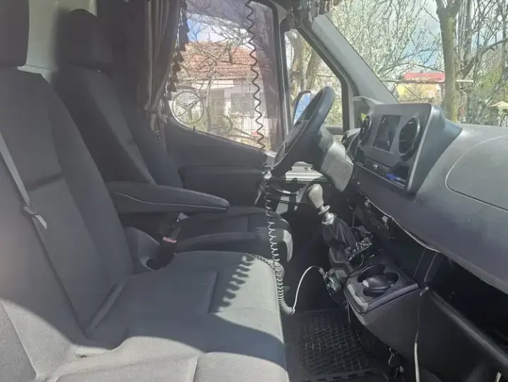 Mercedes-Benz Sprinter
