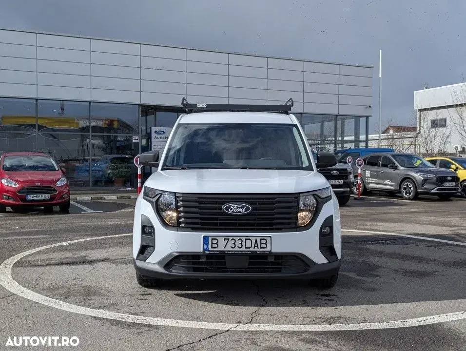 Ford Transit Courier — imagine 2