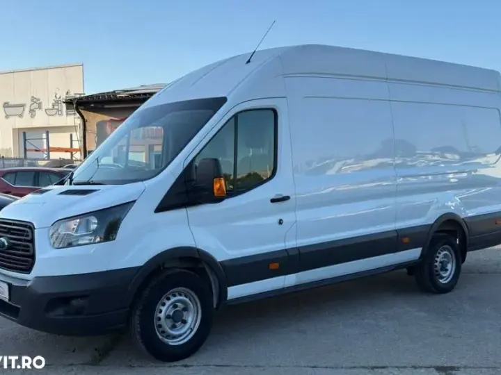 Ford Transit L4H3