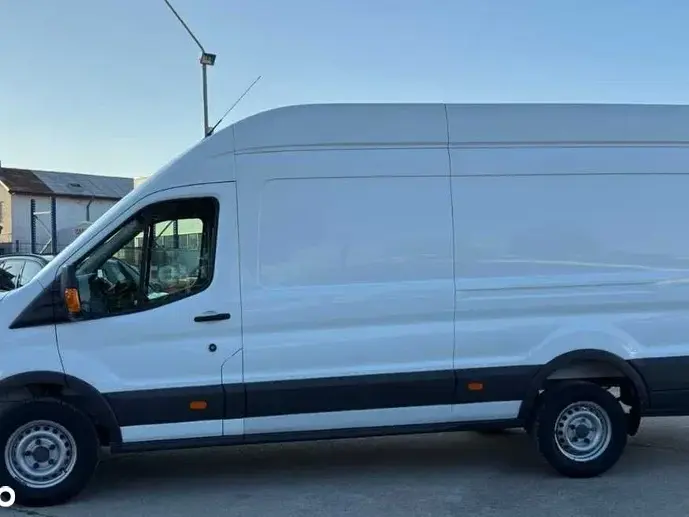 Ford Transit L4H3