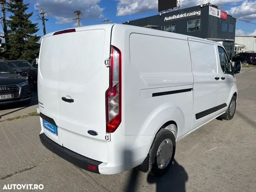 Ford Transit Custom — imagine 3