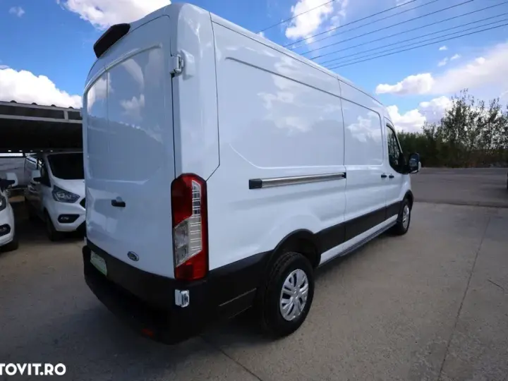 Ford Transit L3H2 2.0 130cp