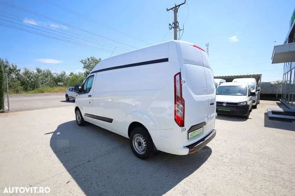 Ford TRANSIT CUSTOM L2H2 — imagine 4
