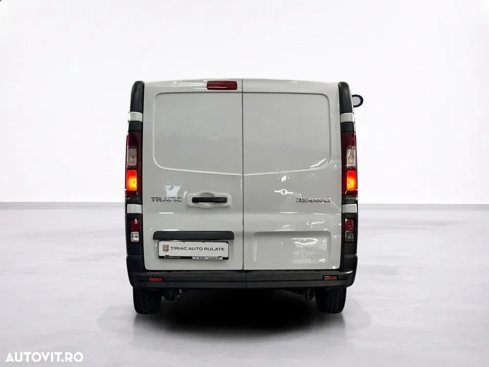 Renault TRAFIC — imagine 4