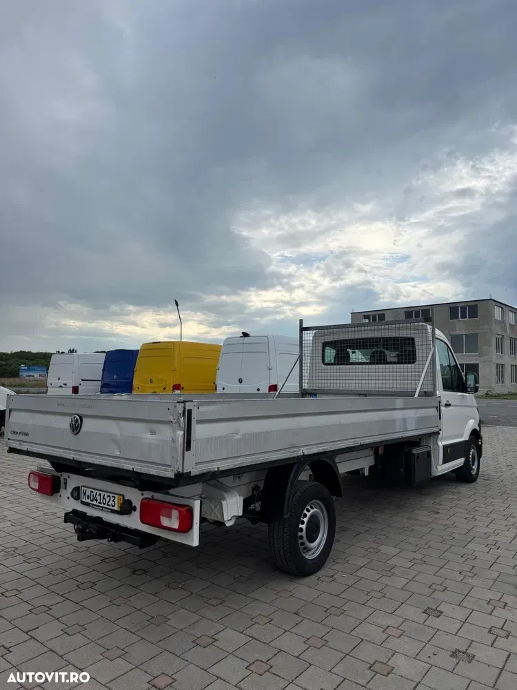 Volkswagen Crafter Doka — imagine 5