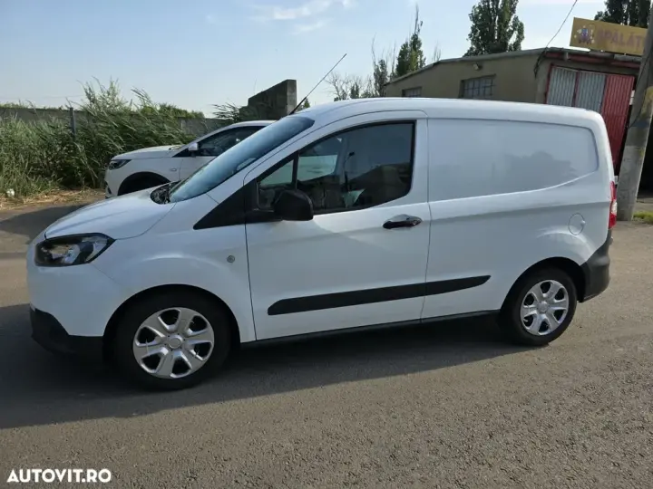 Ford Transit Courier