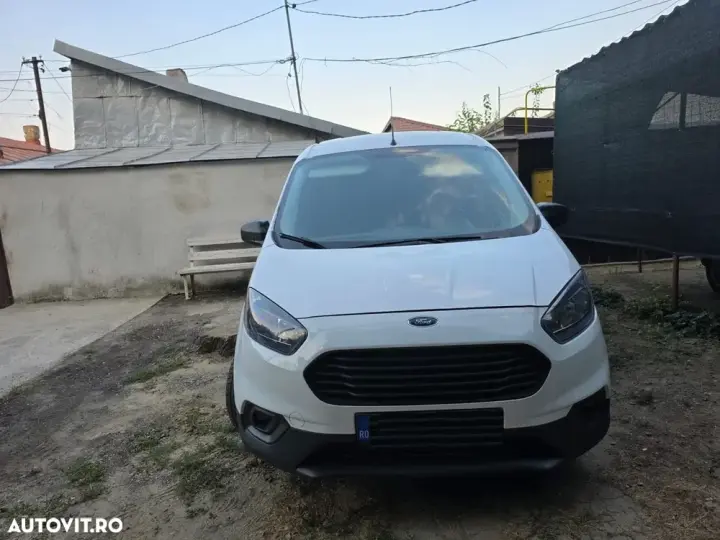 Ford Transit Courier