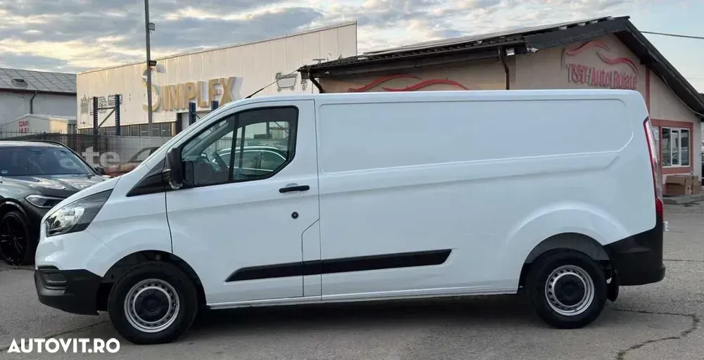 Ford TRANSIT CUSTOM L2H1 — imagine 4