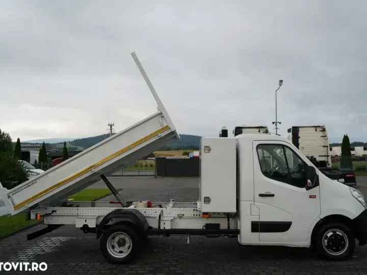 Renault MASTER / BASCULATOR SPATE / 3 LOCURI / DOUĂ TRANSMISII / MANUALĂ / IMPORTATĂ /