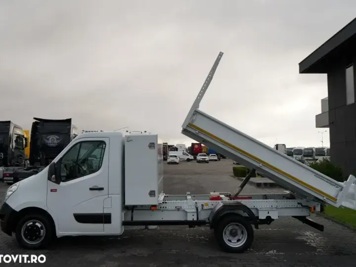 Renault MASTER / BASCULATOR SPATE / 3 LOCURI / DOUĂ TRANSMISII / MANUALĂ / IMPORTATĂ /