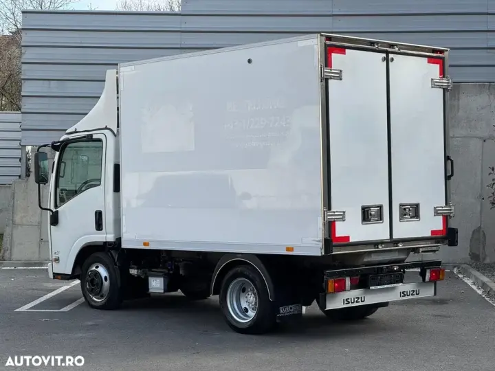 Isuzu N1R N35 frigorific