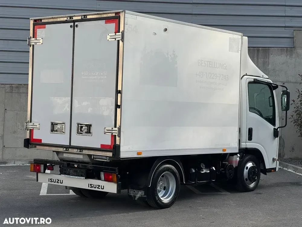 Isuzu N1R N35 frigorific — imagine 4