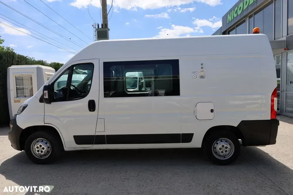 Peugeot Boxer 2.0 130 HP L2H2 cu 7 locuri — imagine 3