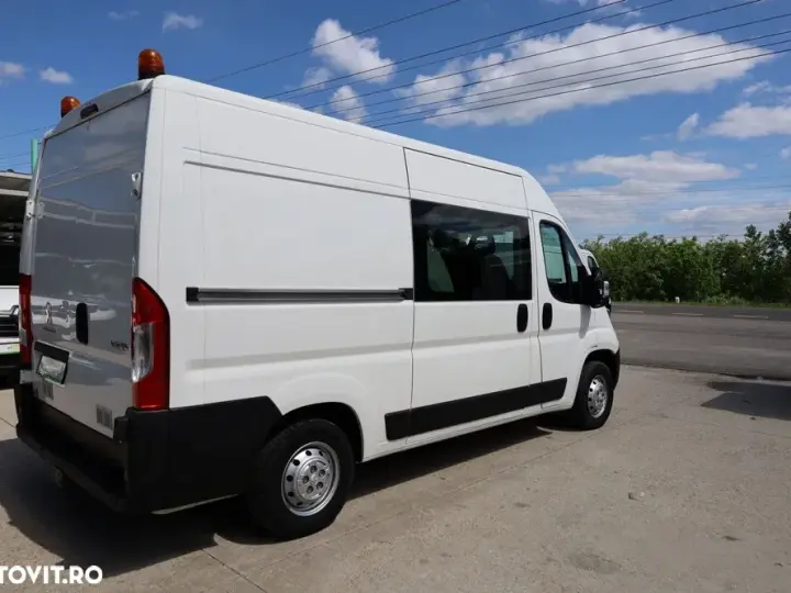 Peugeot Boxer 2.0 130 HP L2H2 cu 7 locuri