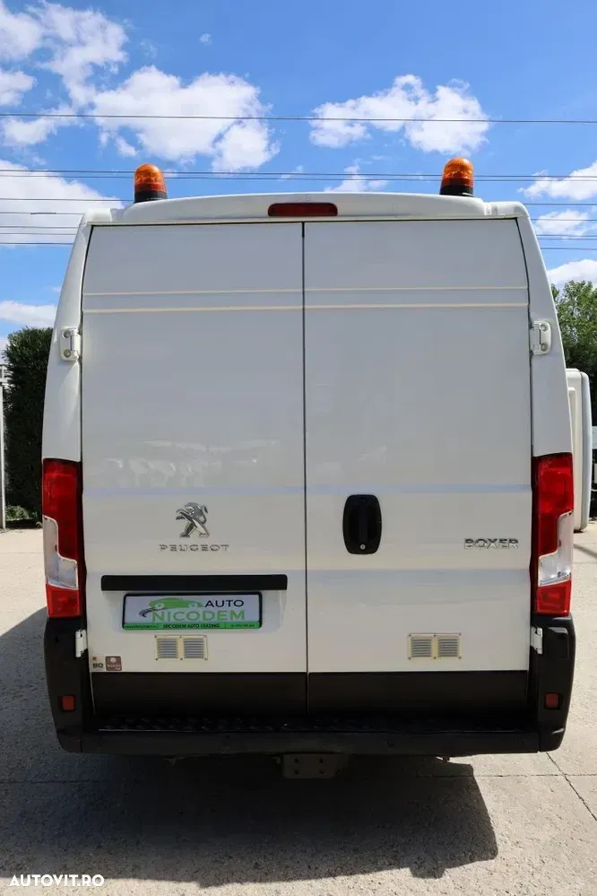 Peugeot Boxer 2.0 130 HP L2H2 cu 7 locuri — imagine 5