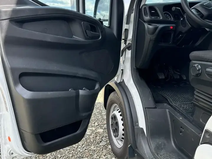 Iveco Daily PRELATA CU LIFT