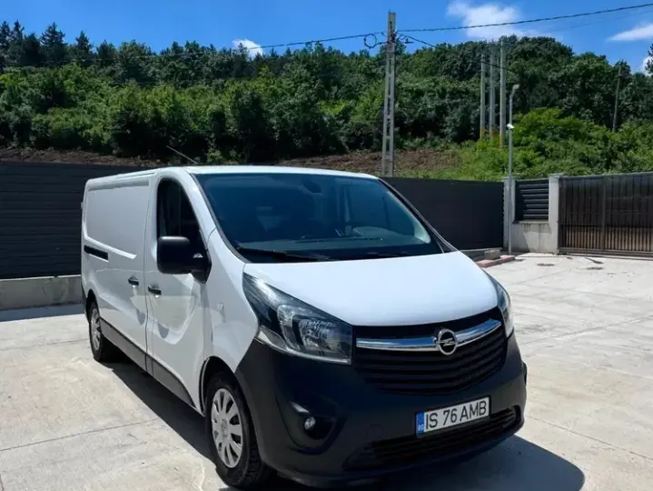 Opel VIVARO-B