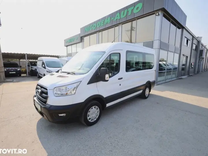 Ford Transit L2H2 8+1