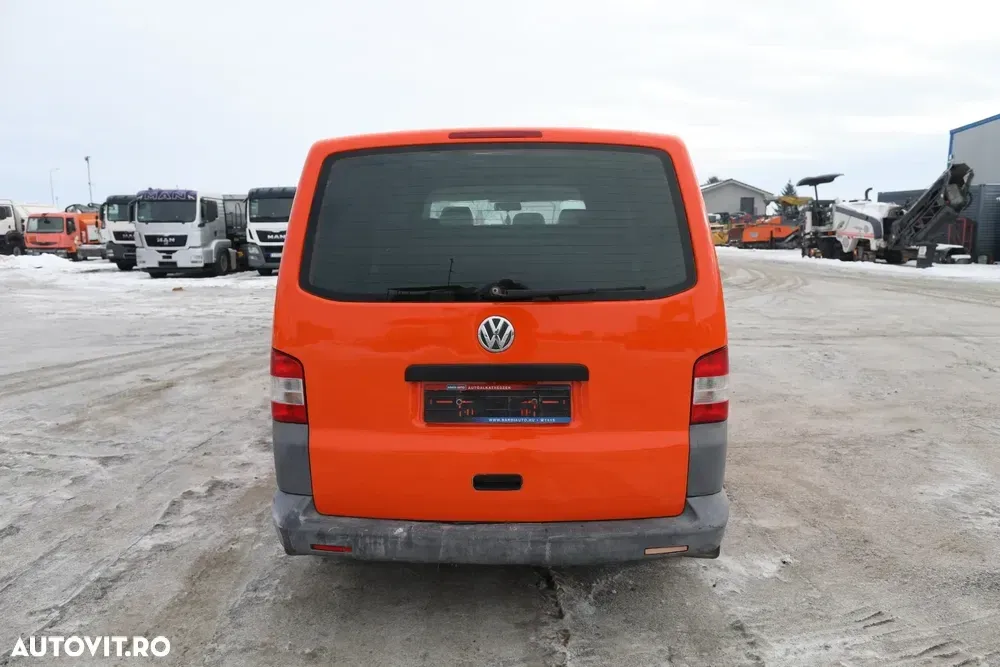 Volkswagen Transporter T5 Mixto — imagine 4