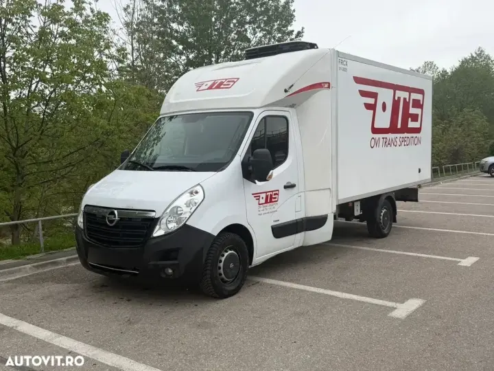 Opel Movano