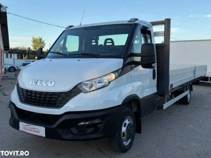 Iveco DAILY PLATFORMA CU OBLOANE
