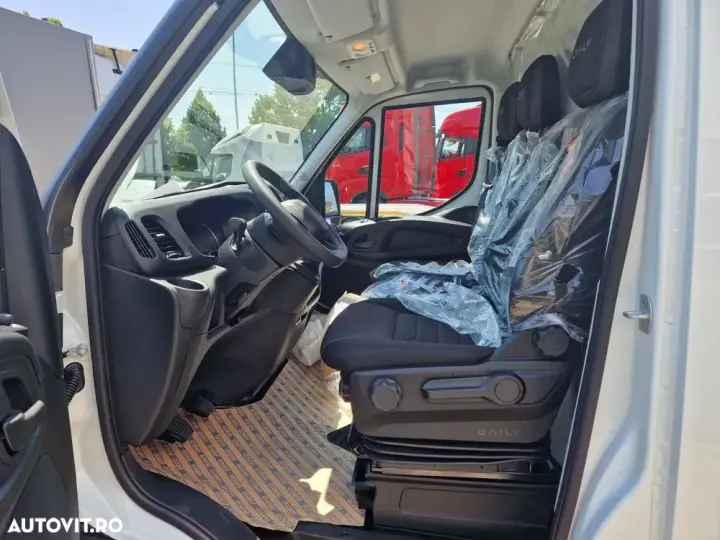 Iveco Daily 35S18HV – furgon 16MC