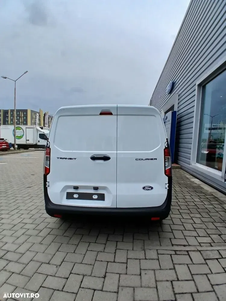 Ford Transit Courier — imagine 2