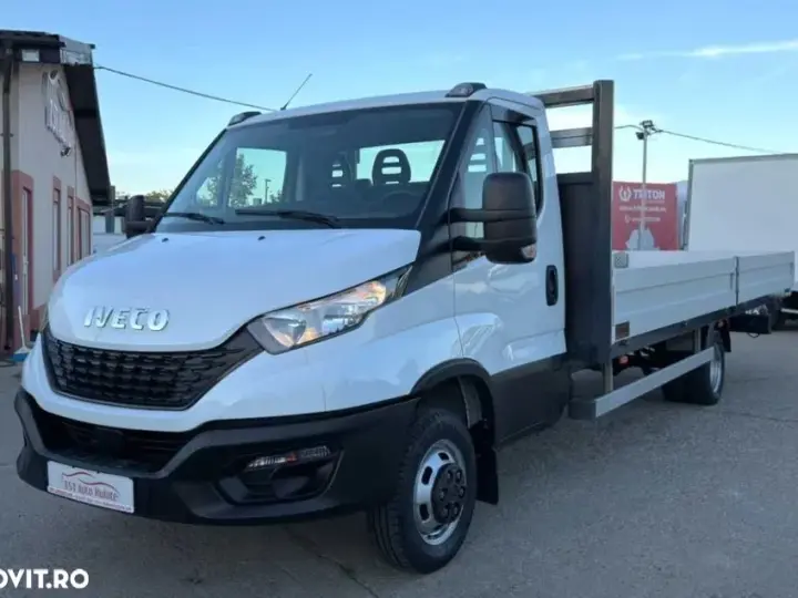 Iveco DAILY PLATFORMA CU OBLOANE