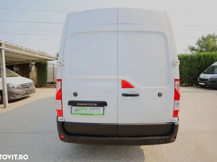 Renault Master L3H2 2.3 DCI 136 CP