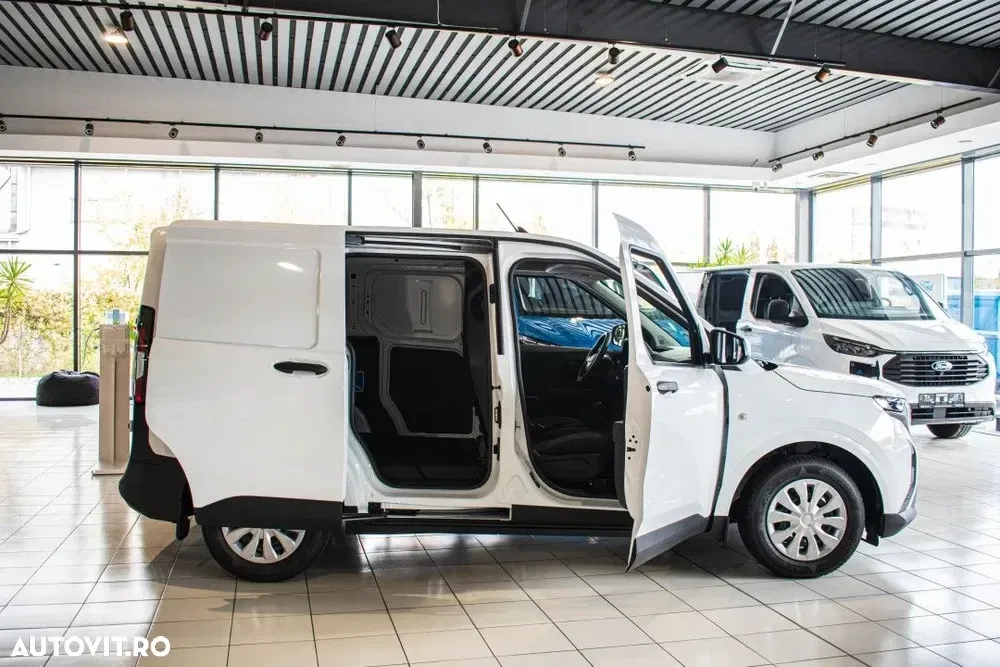 Ford Transit Courier — imagine 3