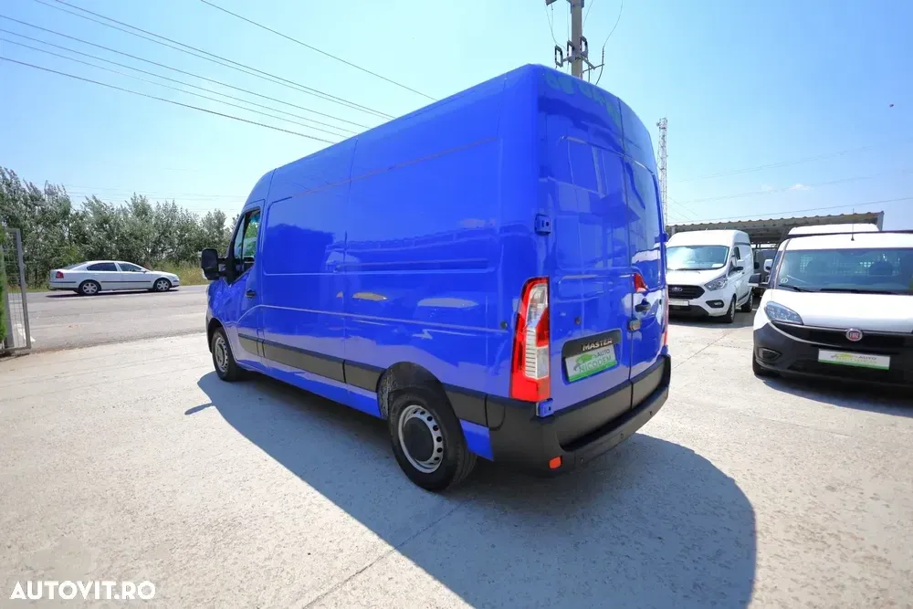 Renault Master L2H2 — imagine 4