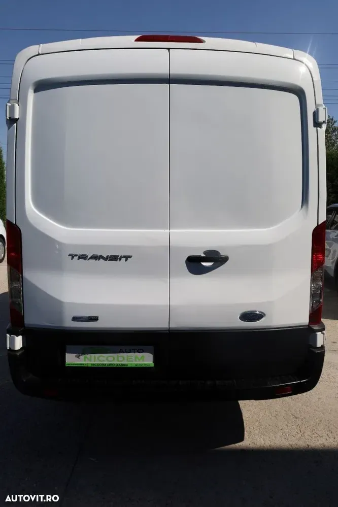 Ford Transit — imagine 5
