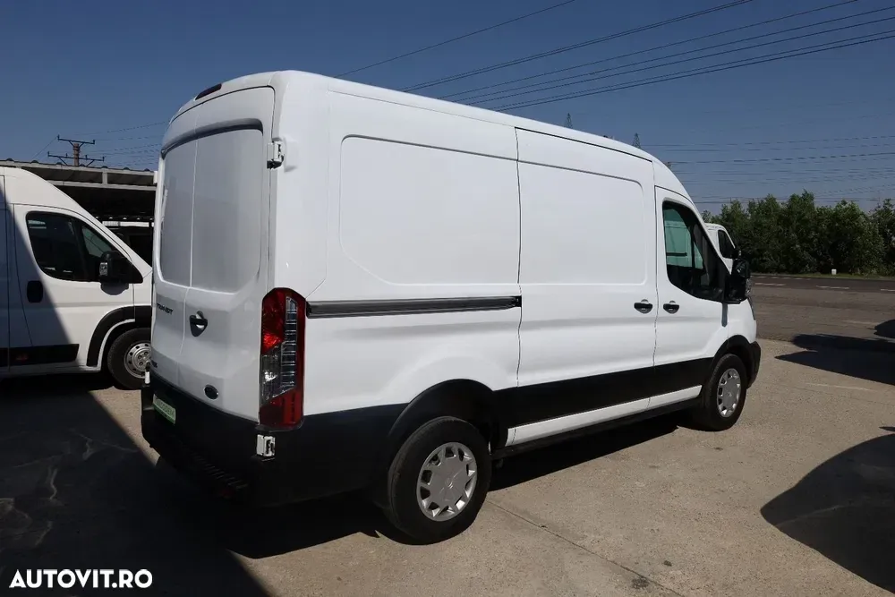 Ford Transit — imagine 6