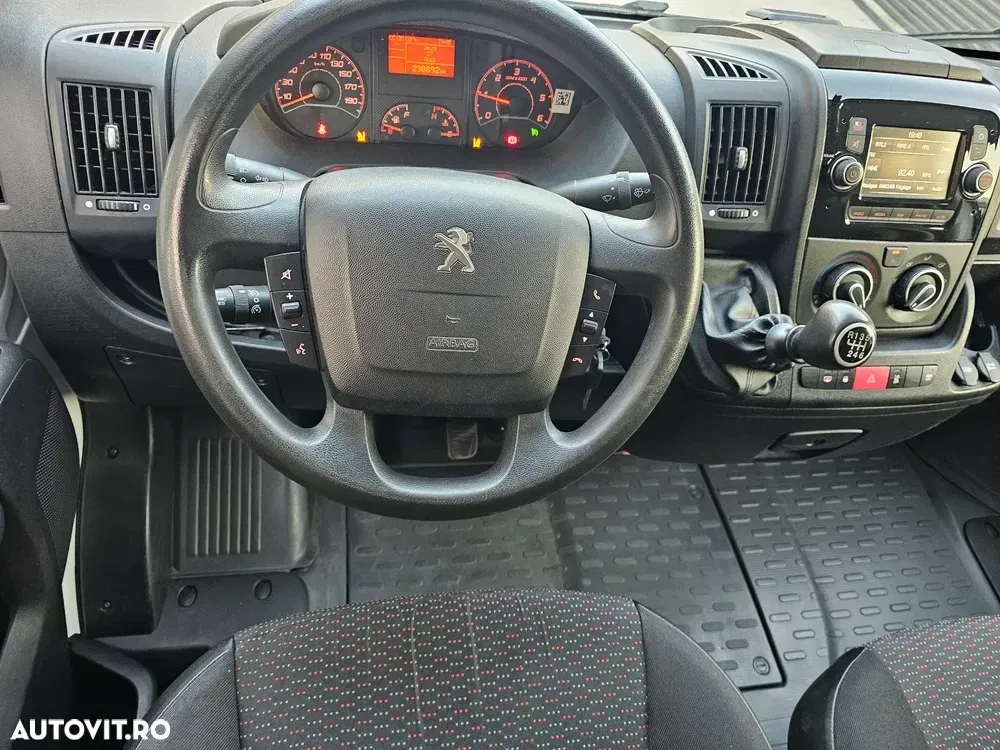 Peugeot Boxer — imagine 4